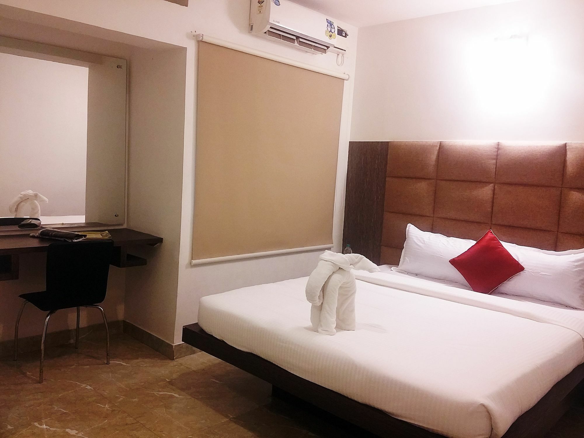 Capital Suites Bangalore Exterior photo
