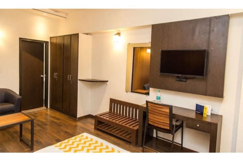 Capital Suites Bangalore Exterior photo